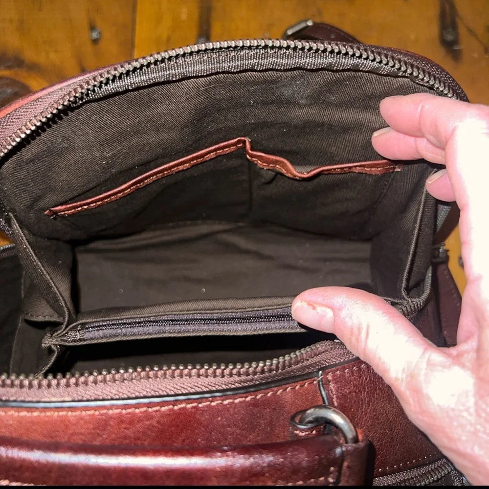 IVTG Vintage Handmade Real Leather Crossbody Satchel - Picture 5 of 8